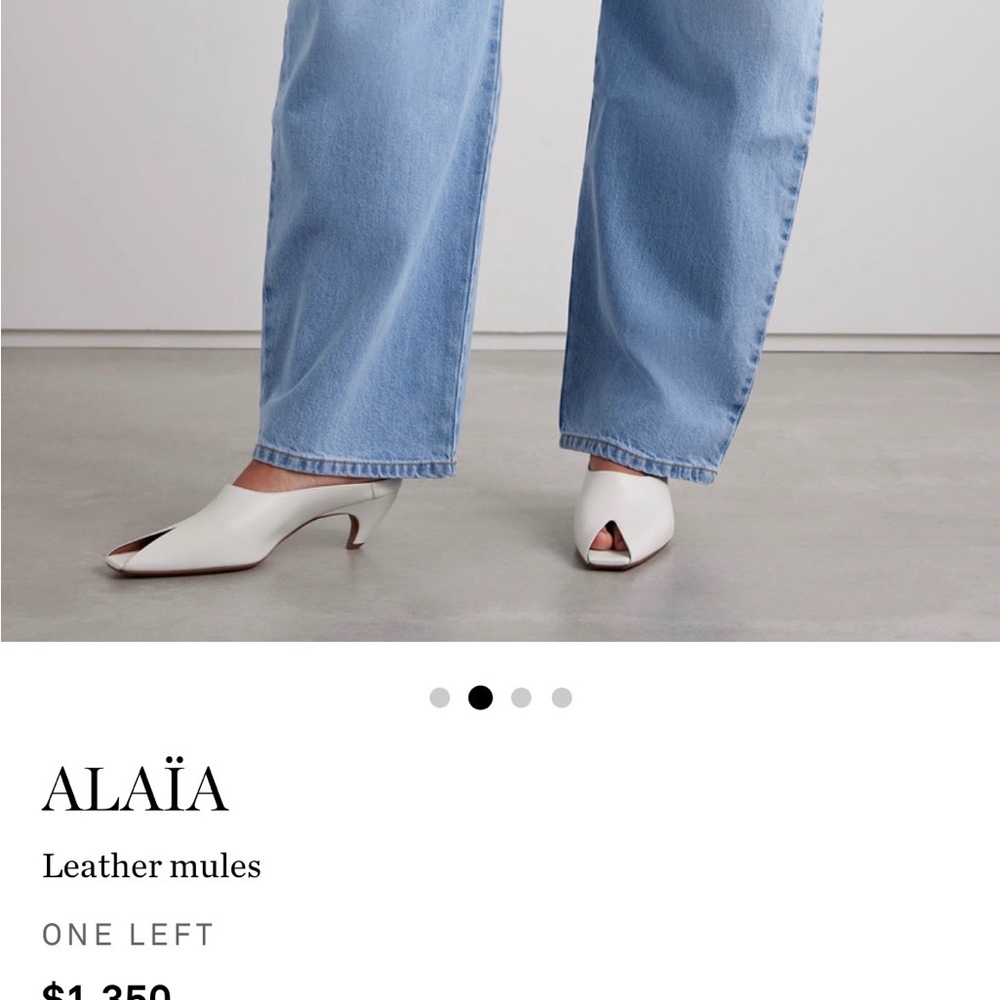 New ALAÏA White Leather Mules
